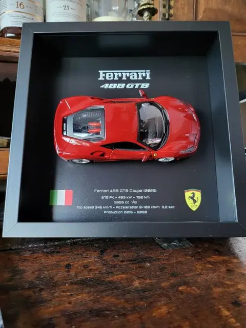 Decoratief object - 3D Framed Ferrari 488 GTB (2015) -