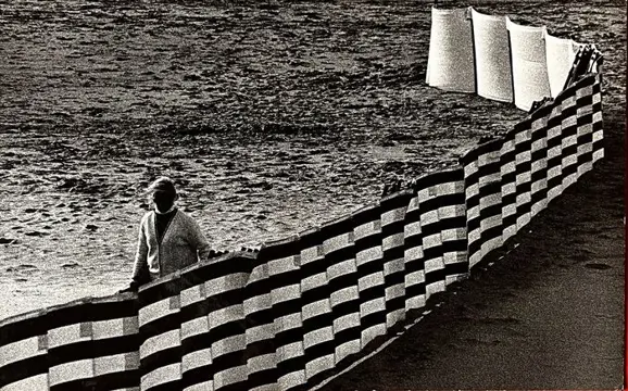 Julien Vannieuwlandt (1928-2020) - Au vent c. 1970