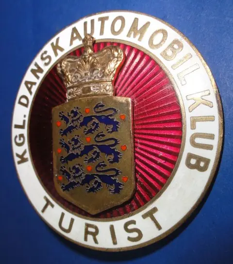 Embleem/mascotte/kenteken - KGL. Dansk Automobil Klub Badge