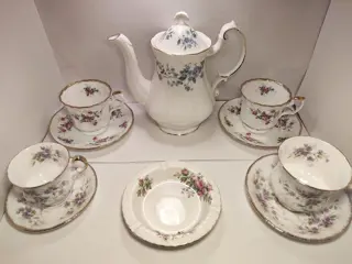 Paragon, Royal Albert - Royal Albert.Paragon. Elizabethan.