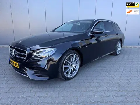 Mercedes-Benz E-klasse Estate 220d AMG SPORT STYLE € 19.950 EX EX LED NAVI 360 CAM TREKHAAK BTW AUTO