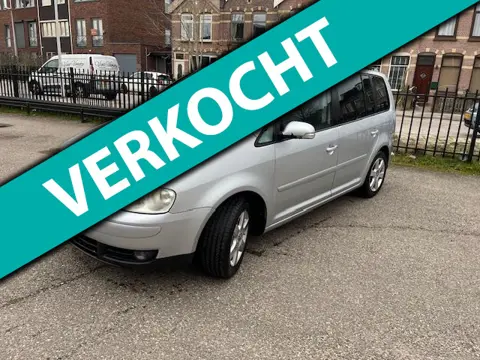 Volkswagen Touran 1.6-16V FSI Highline! NW APK! Airco!