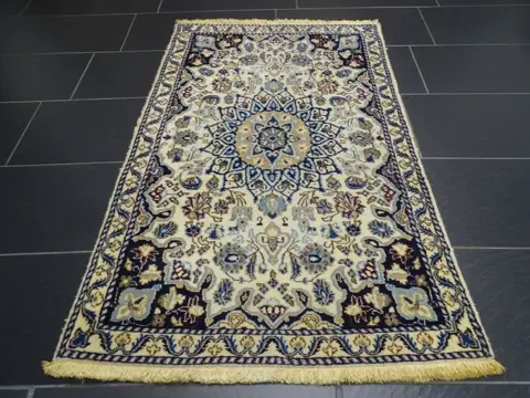 Feiner Nain mit Seide - Tapijt - 135 cm - 85 cm