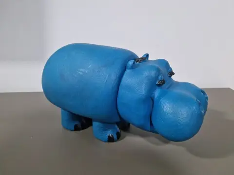 Lines - Nijlpaard (Lijnen) Ontwerper Armando Testa -