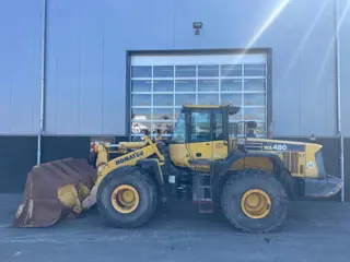 Komatsu WA480-6 (bj 2013)