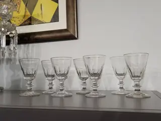 Baccarat, Saint Louis - Wijnglazen (7) - Kristal - Caton