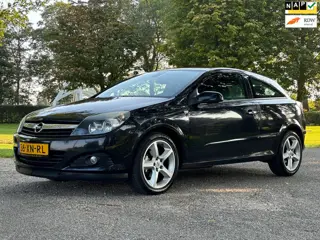 Opel Astra GTC 1.8 Cosmo |Airco + CRUISE CONTROL|