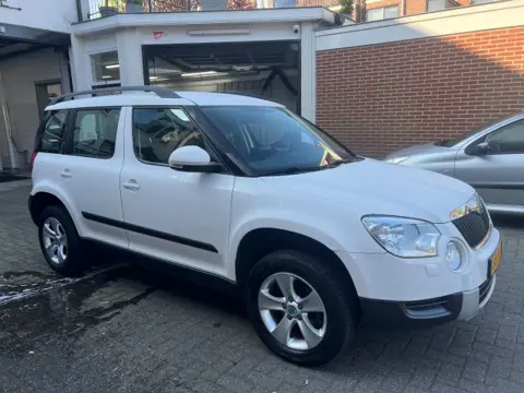 SKODA YETI 1.2 TSI COMFORT 23.000 km !!