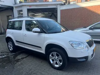 SKODA YETI 1.2 TSI COMFORT 23.000 km !!