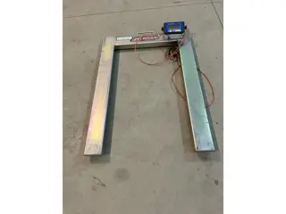 Liden weighing U weger met display