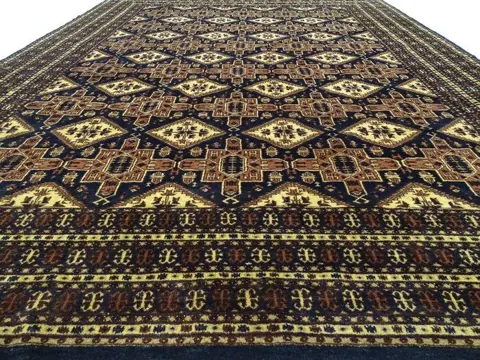 Buchara - Cleaned Carpet - 360 cm - 275 cm