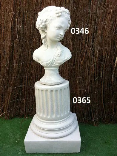 Druiven vrouw met zuil