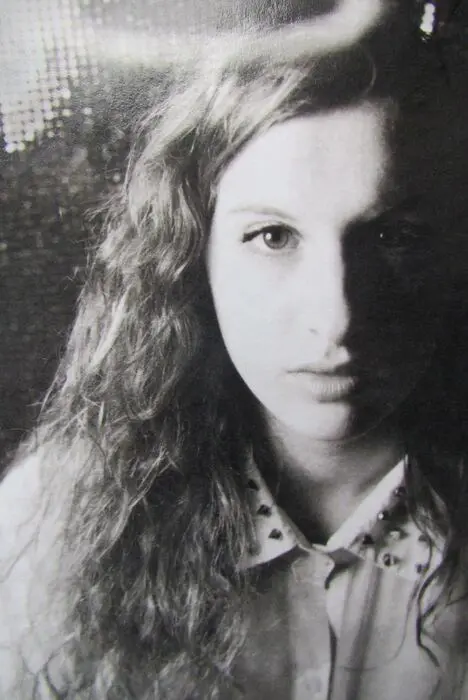 Carmen De Vos - Angelique #06, 2013