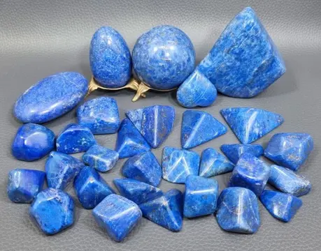 Lapis Lazuli natuurlijke minerale steen Meng vormen -