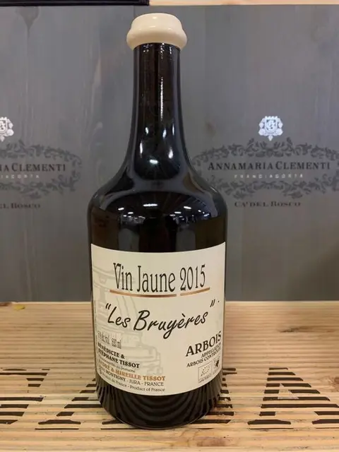 2015 Benédicte & StéphaneTissot, Arbois Vin Jaune "Les Bruyères" - Jura - 1 Clavelins (0.62L)