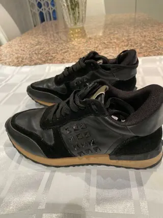 Valentino - Sneakers - Maat: Schoenen / EU 38