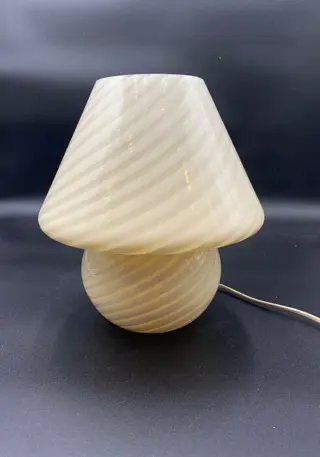 Tafellamp (1) - Fungo Swirl