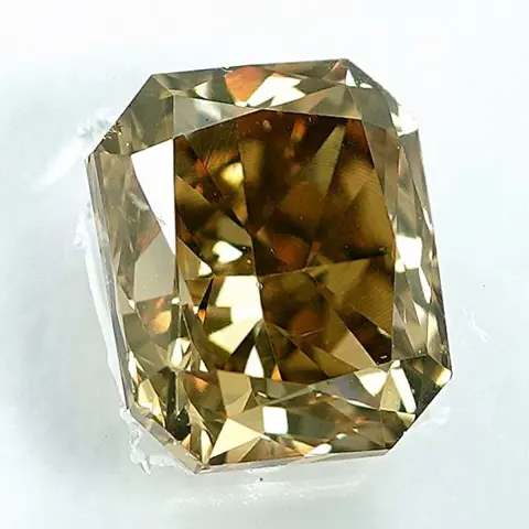 Diamant - 0.67 ct - Radiant - Natural Fancy Brownish Yellow