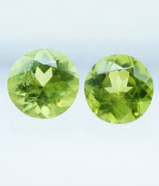 Levendig geelachtig groen Peridoot, geen reserve - 5.68 ct