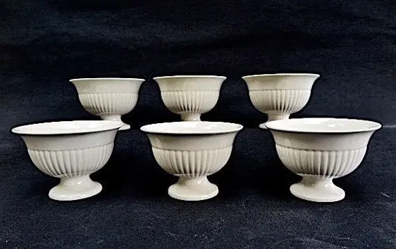 John Goodwin - Wedgwood - Sherbet Cups / luxe Dessertcoupes