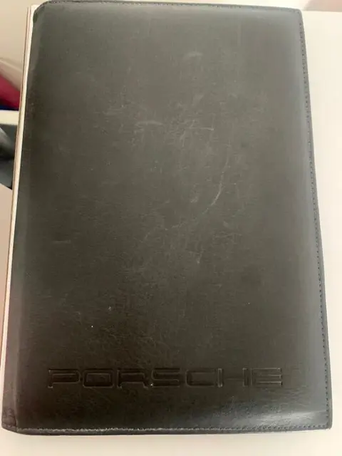 Documentatie - Leather folder for service Porsche 993 books