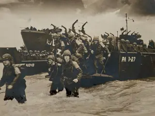 Press Agency. - Iconic image Day D Normandy, France, WW2