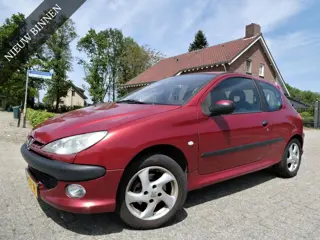 Peugeot 206 Gentry Premium 1.6-16V met Vele Opties !