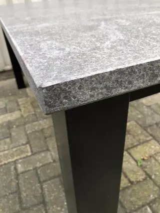 Foto 7 van Tuintafel met granieten blad, graniet , tuintafel