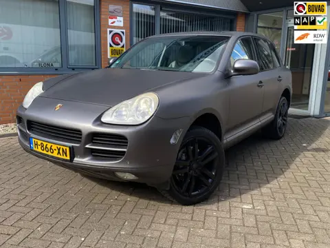 Porsche Cayenne 3.2