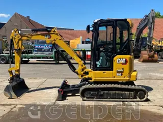 Caterpillar 303 - 3 Buckets (bj 2022)