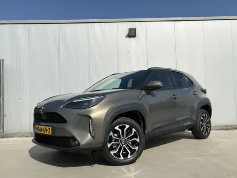 Toyota Yaris Cross 1.5 Hybrid 115 First Edition | Comfort Pack | Dodehoek detector | Stoel/stuur ver
