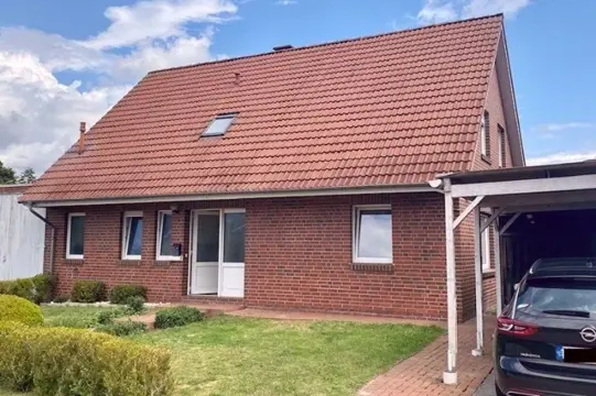 Vrijst. woning. Evt. 2 gezinnen + gelijkvloers wonen