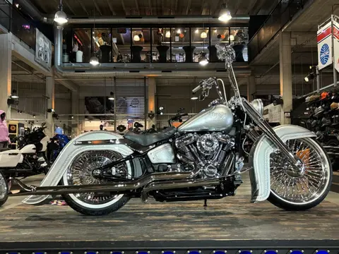 Harley-Davidson Chopper Softail Heritage Chicano custom build