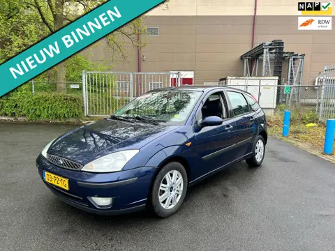Ford Focus 1.6-16V Futura ZO INGERUILD DUS ZO WEG PRIJSJE