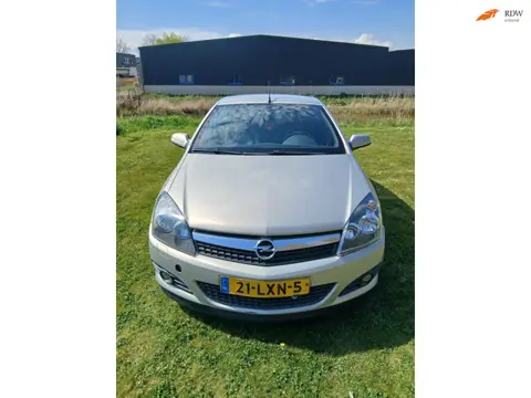 Opel Astra TwinTop 1.6 Enjoy