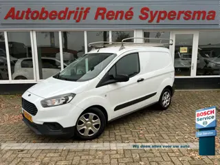 Ford Transit Courier 1.5 TDCI Ambiente Airco | Navigatie | 4 Cillinder | Imperiaal