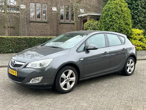 Opel Astra 1.4 Edition 2010 airco! cruise control! 5-deur! nap! goed rijdend! nieuw model!