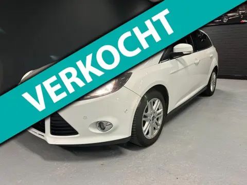 Ford Focus Wagon 1.0 EcoBoost Edition Plus Camera keyless entry Start knop.