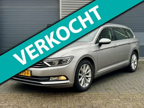 Volkswagen Passat Variant 1.6 TDI DSG Highline Pano/Leder/Clima 2016