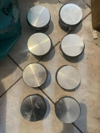 Pistons for Maserati Indy 4.7