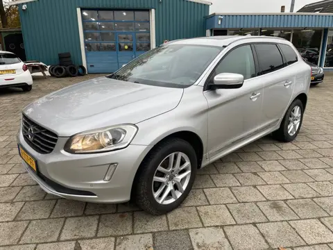Volvo XC60 2.0 D3 FWD R-Design