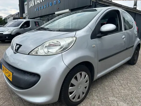 Peugeot 107 1.0-12V XS APK 25-5-2026 CD aux 5 deurs