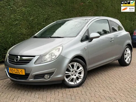 Opel Corsa 1.2-16V '111' Edition /AIRCO IJSKOUD/CRUISE/RIJDTGOED/