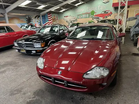 Jaguar XK8 4.0 V8 Convertible (bj 1999, automaat)