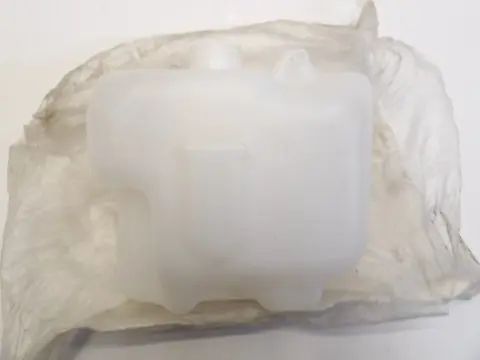 KOELVLOEISTOF RESERVOIR Yamaha V max 1987 - 2002