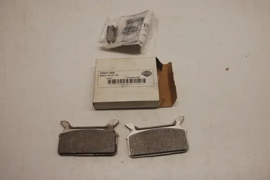 REMBLOKKEN ACHTER Harley Davidson Touring 1984 - 1999