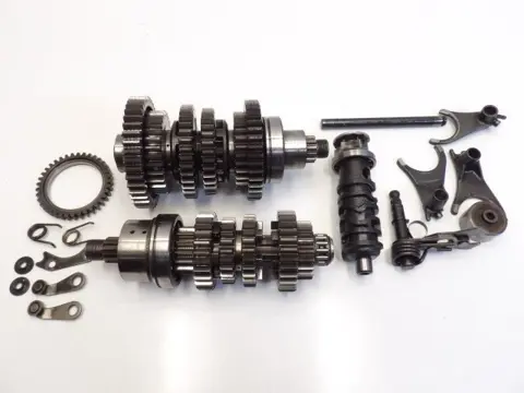 VERSNELLINGSBAK Kawasaki GPZ 900 1984 - 1993