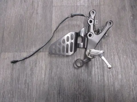 RECHTER SCHETSPLAAT Yamaha YZF R6 2017 - 2022