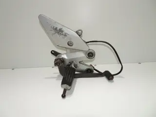 RECHTER SCHETSPLAAT Yamaha FZ6 2004 - 2007