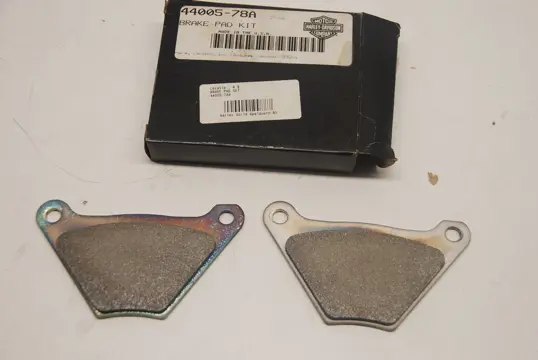 REMBLOKKEN ACHTER Harley Davidson Touring 1966 - 1983